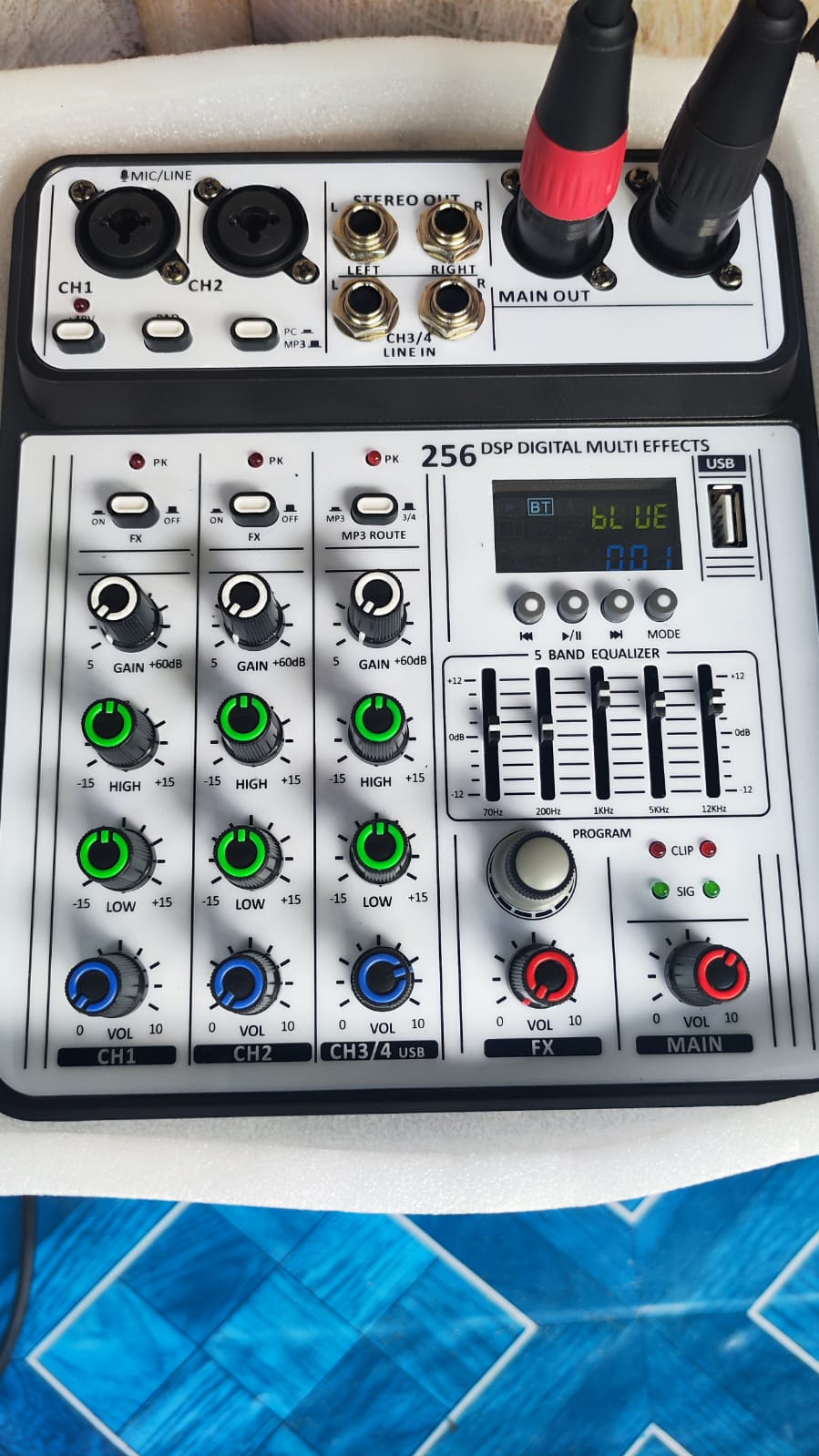 Mesa mix portátil