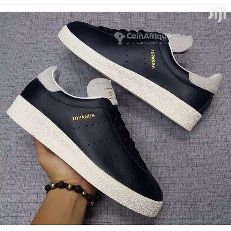 Tenis