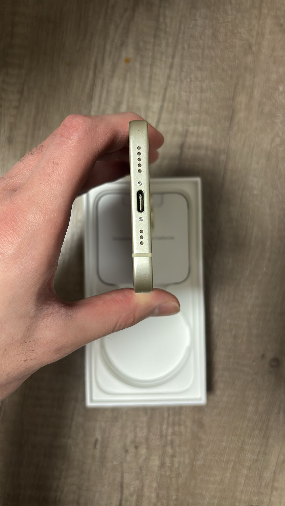 iPhone 15